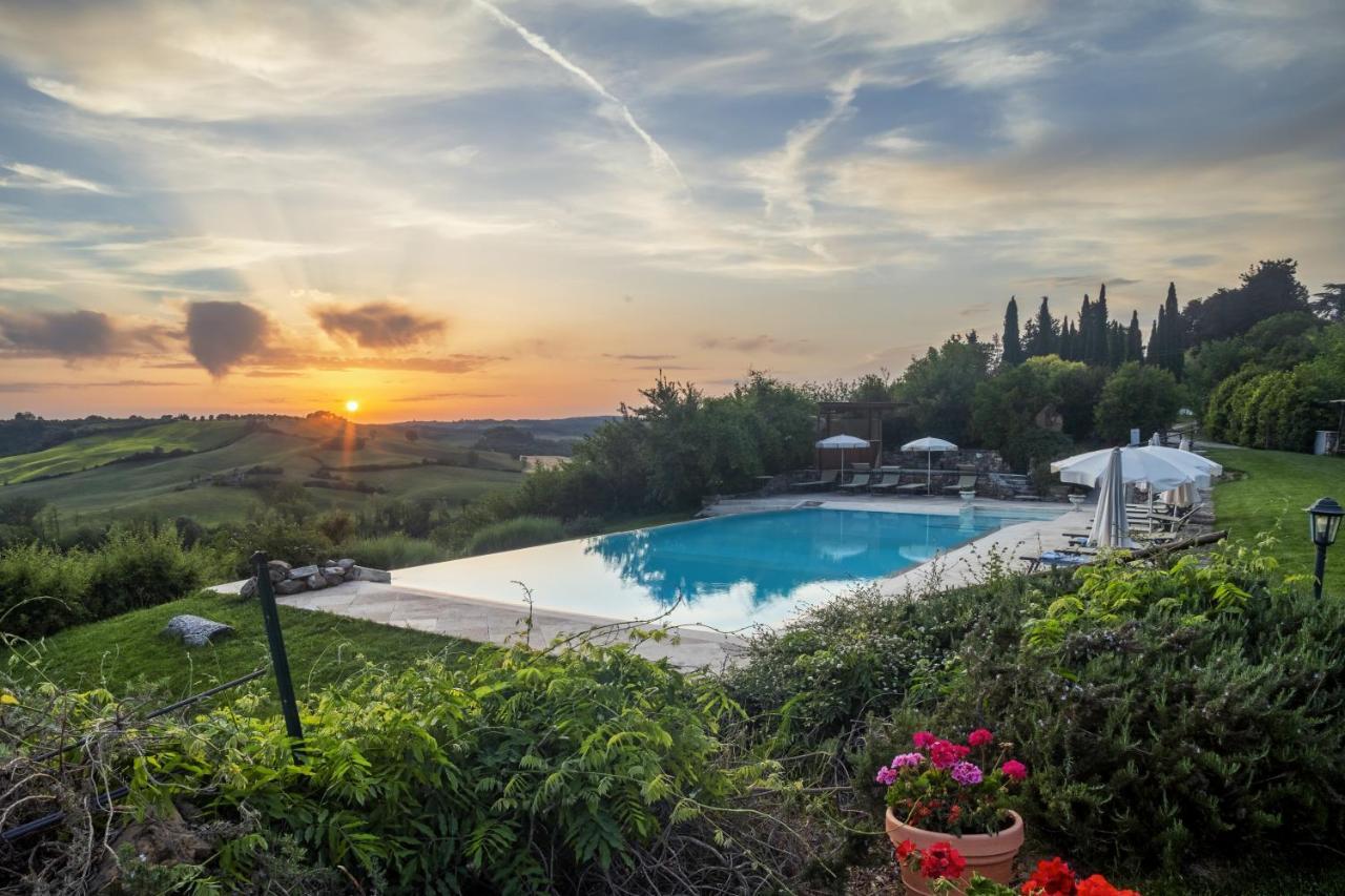 Borgo Laticastelli Hotel Rapolano Terme Exterior photo